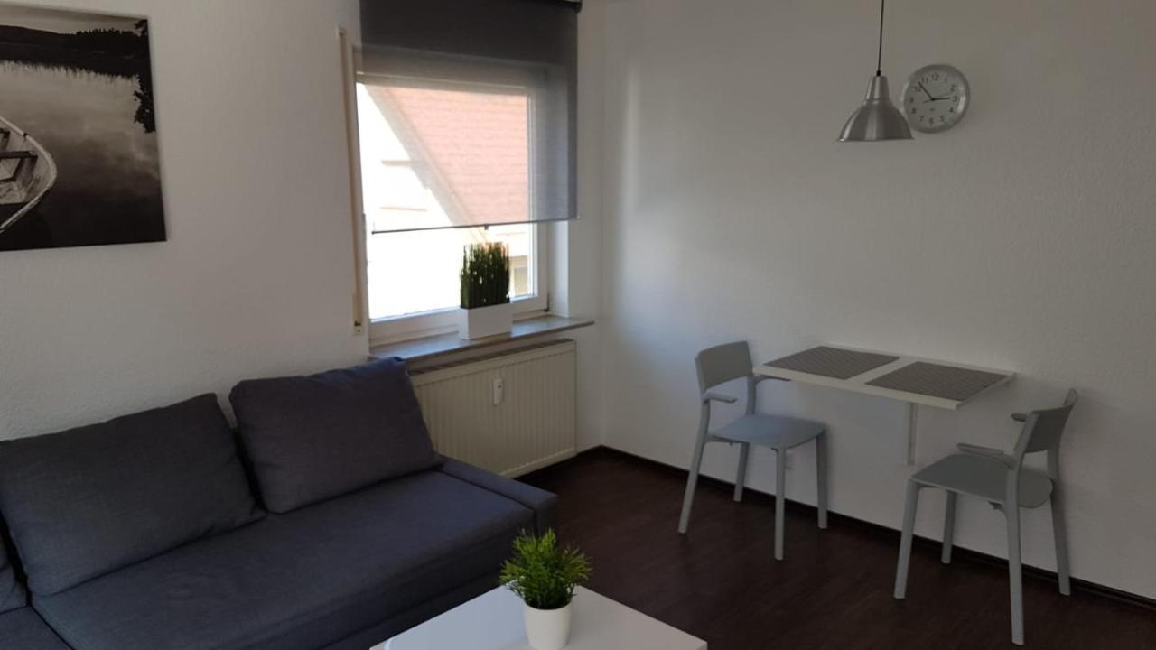 Ferien- Und Businessapartment I Modern Mit Wlan Und Parkplatz Nahe Zentrum, Automobil- Und Tech-Firmen, Messe Renningen Zewnętrze zdjęcie